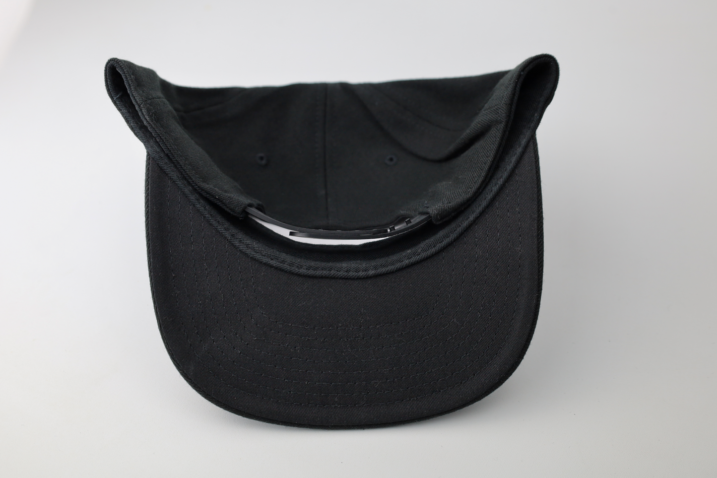 SCC LEATHER PIECE SNAPBACK HAT