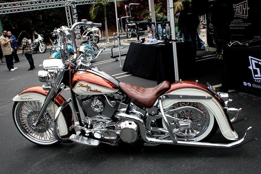 UPSWEPT FISHTAIL PACKAGE (softails only)